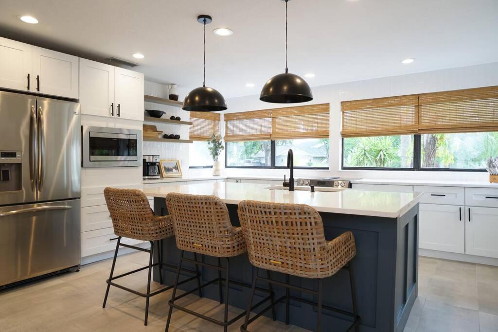 Hébergement de vacances Remodeled 4br Pool Home/img Golf View/near Beaches *